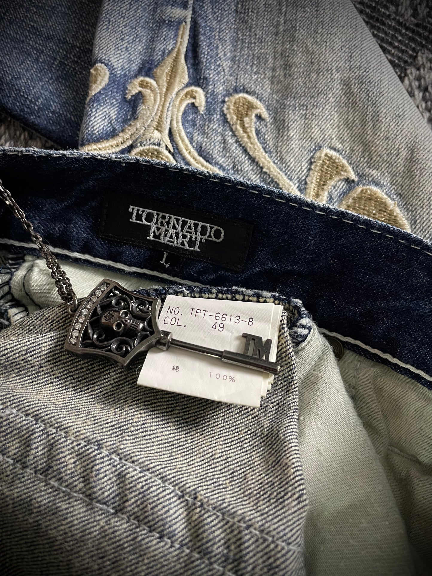 Tornado Mart Tribal Flared Jeans (L)