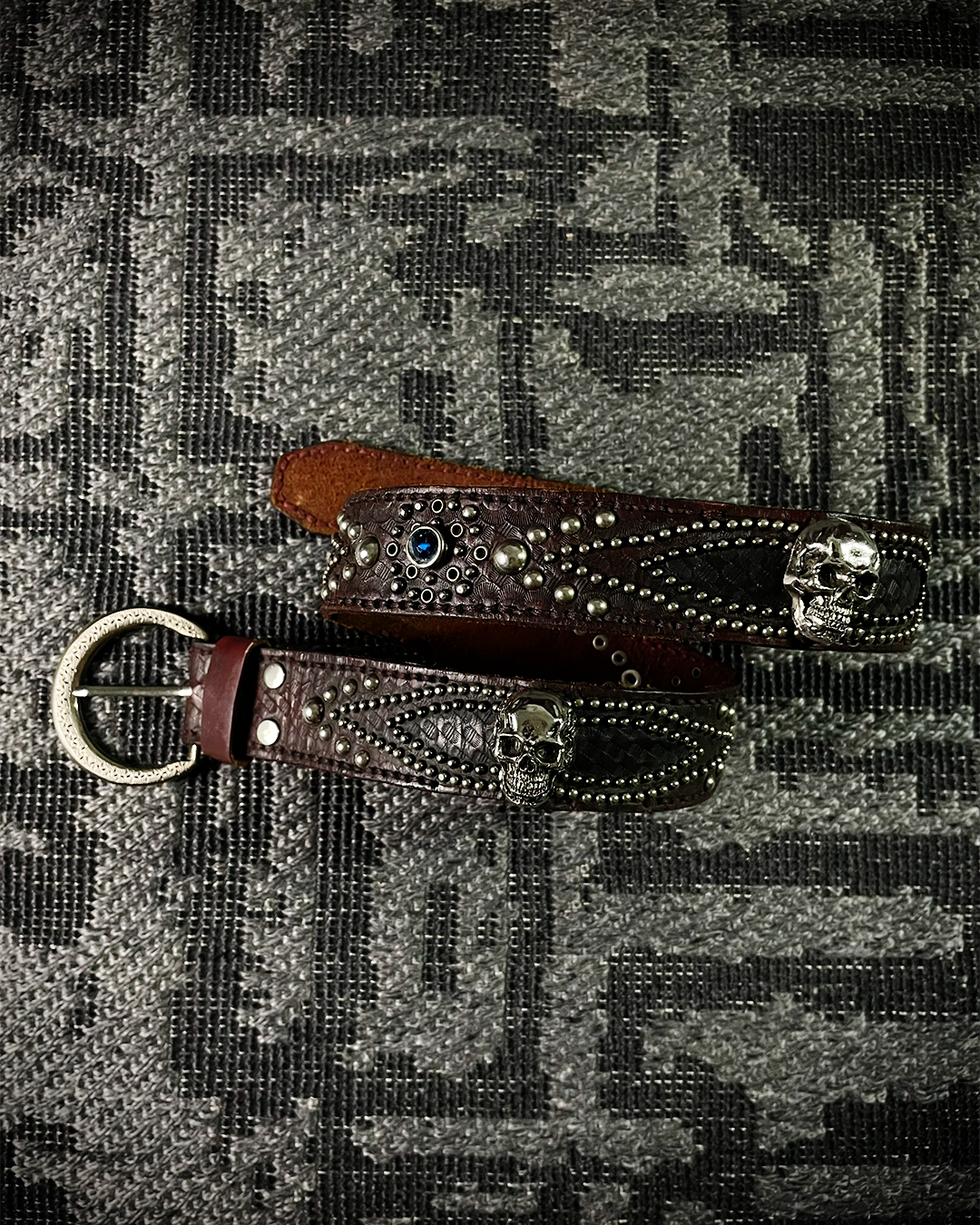 Tornado Mart Pirate Skull Blue Gem Leather Belt