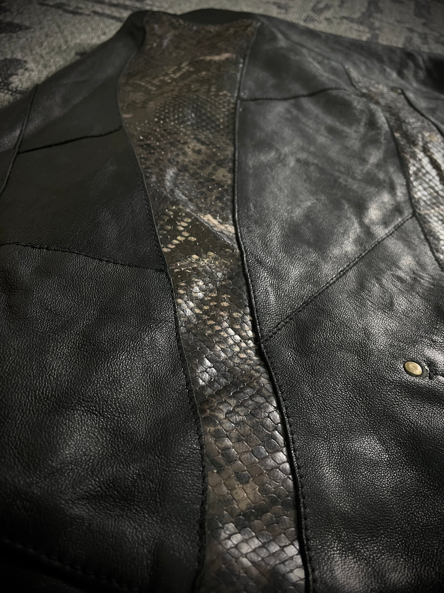 (For offer)Tornado Mart Python Sheep&Goat Leather Tote Bag