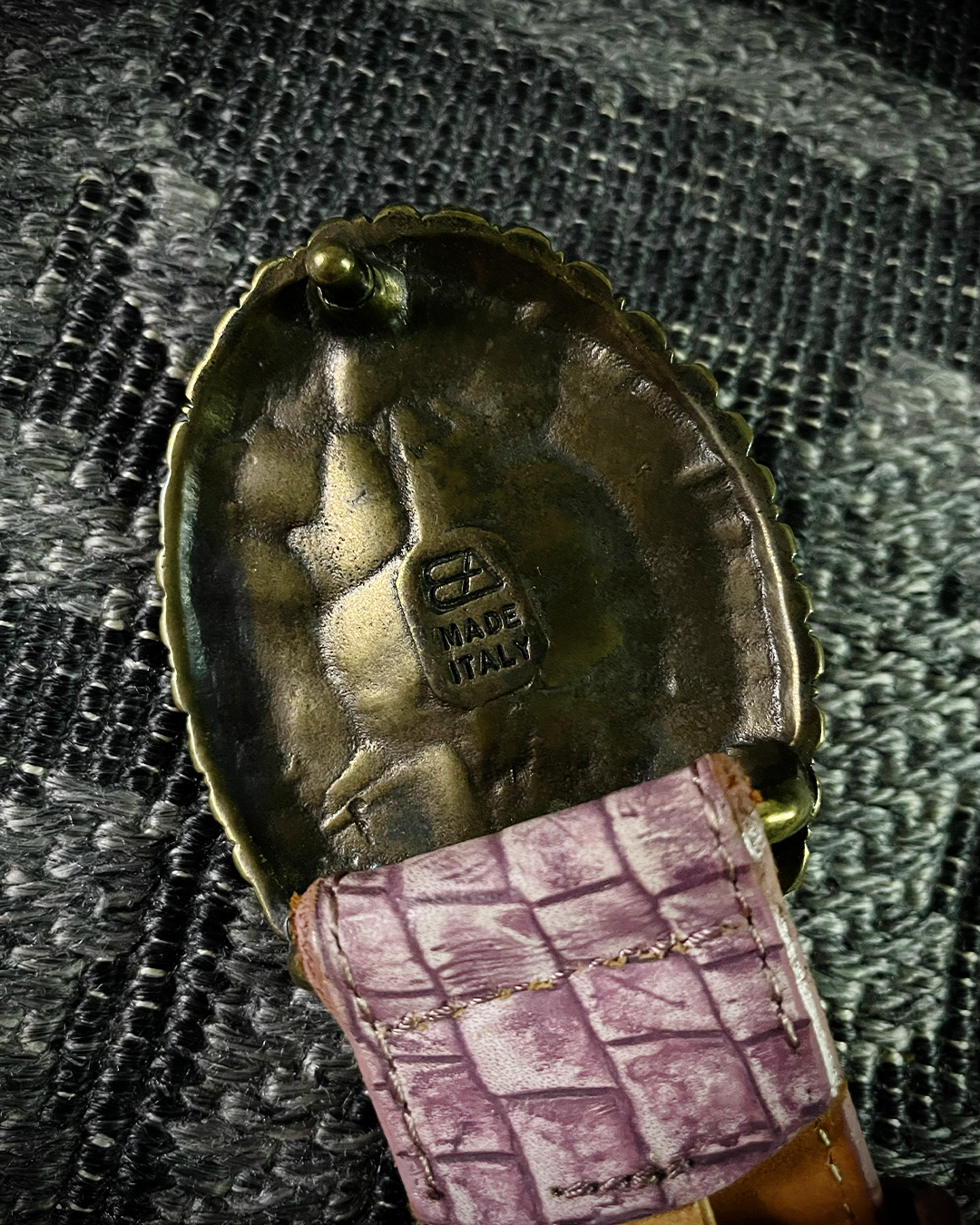 Tornado Mart Pink Croc Gem Belt