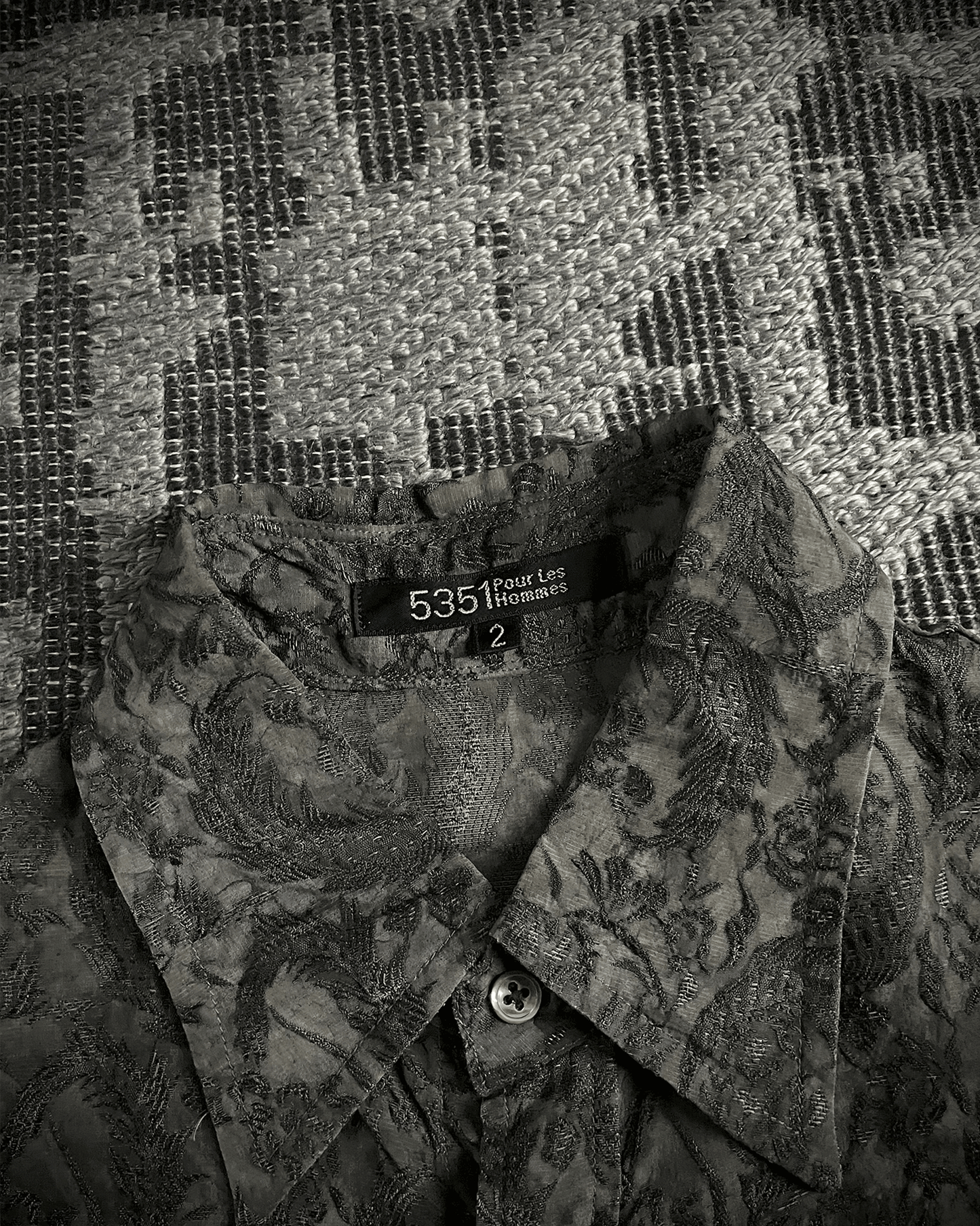 5351 Pour Les Hommes Tribal Embroidery Shirt