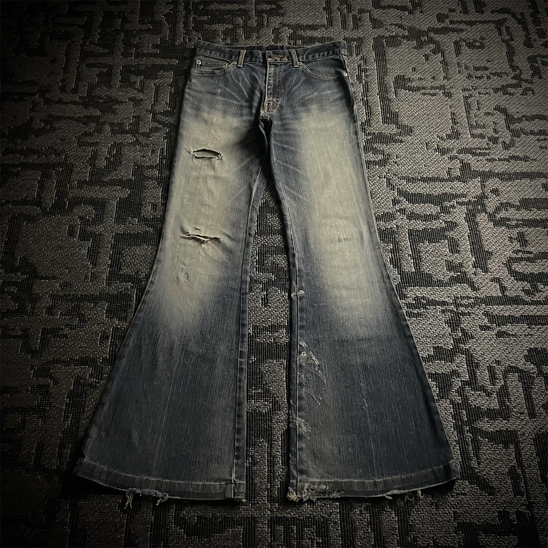 Tornado Mart Worn Out Flared Jeans
