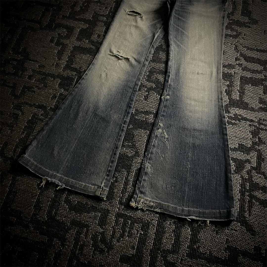 Tornado Mart Worn Out Flared Jeans