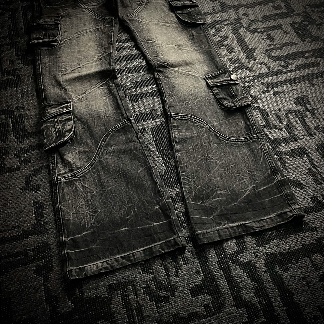 Lowbox Multi Pocket Flared Jeans