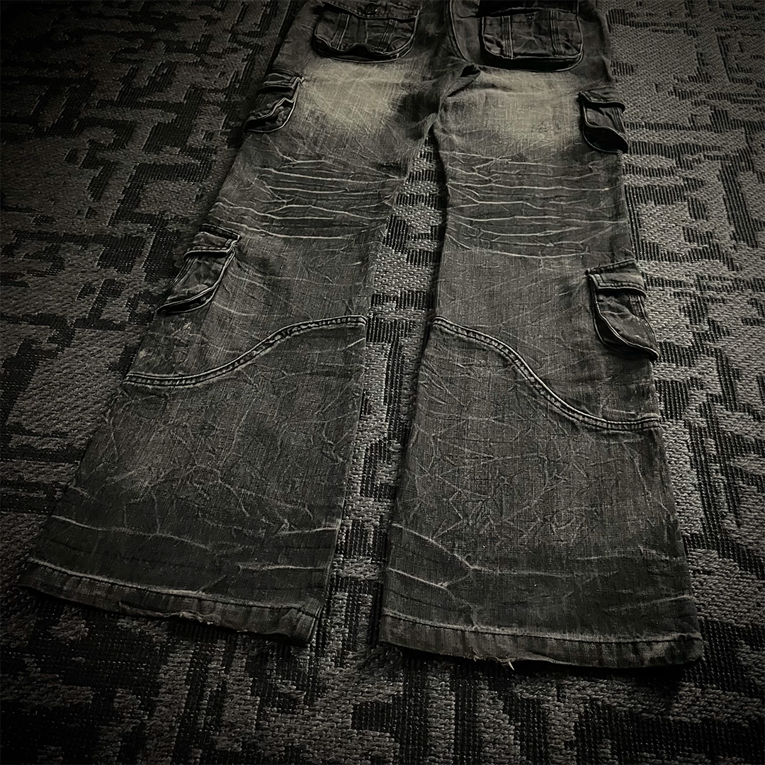 Lowbox Multi Pocket Flared Jeans