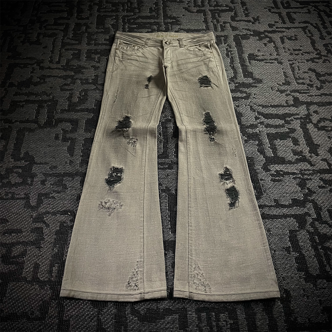 Agate label Worn Out Distressed Flared Jeans