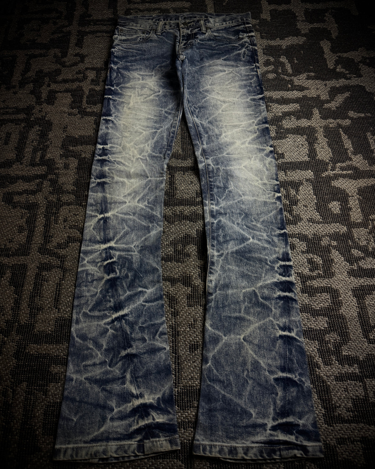 Tornado Mart Heavy Cracked Slim Boot Cut Jeans