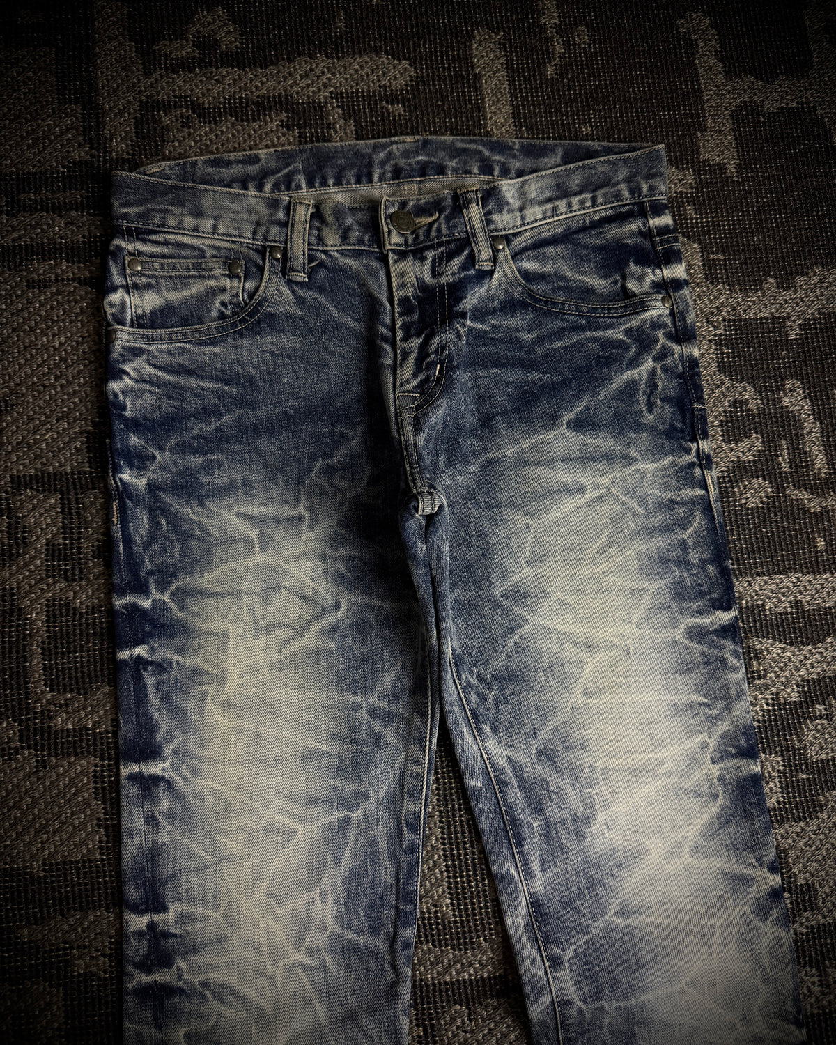 Tornado Mart Heavy Cracked Slim Boot Cut Jeans