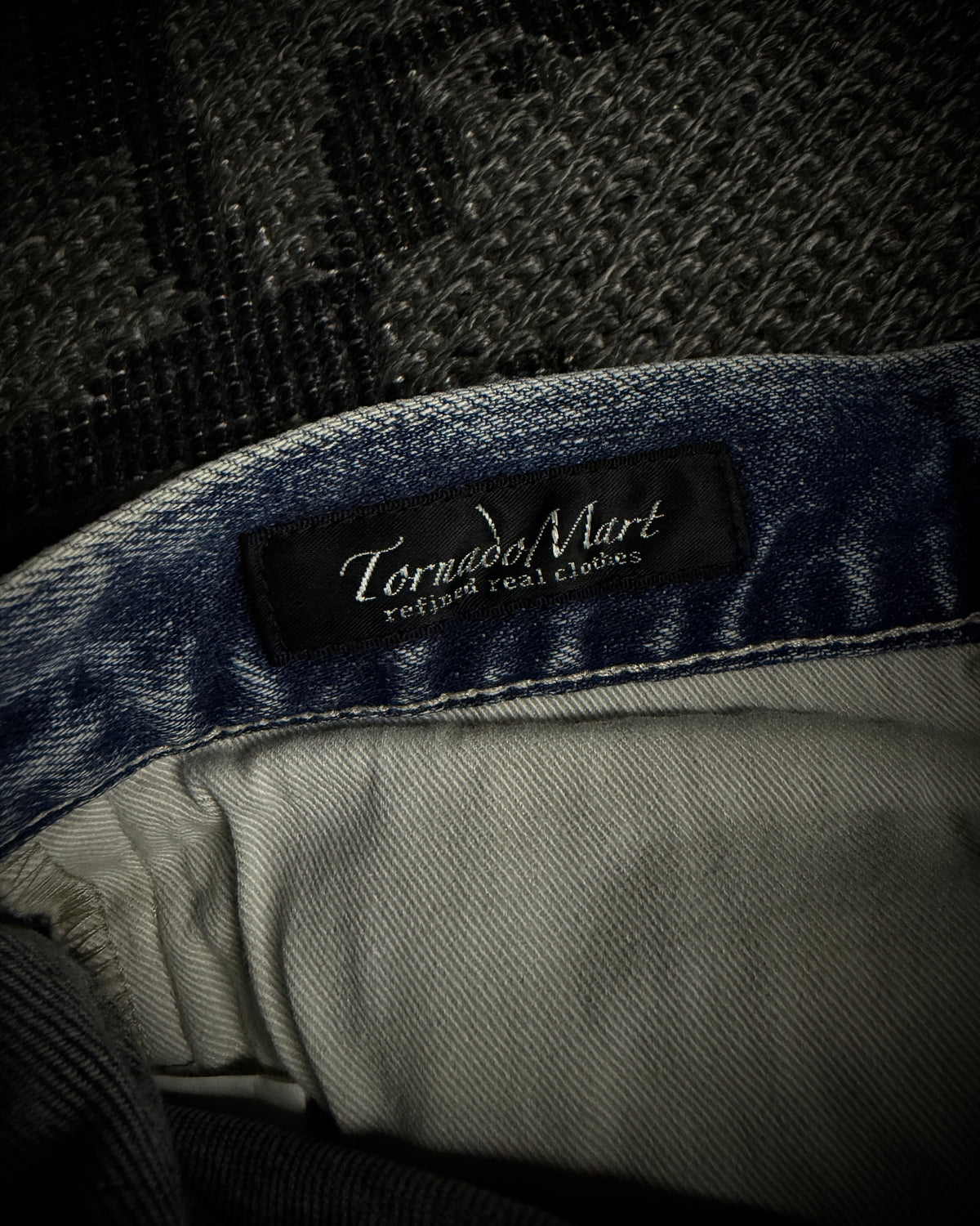 Tornado Mart Heavy Cracked Slim Boot Cut Jeans