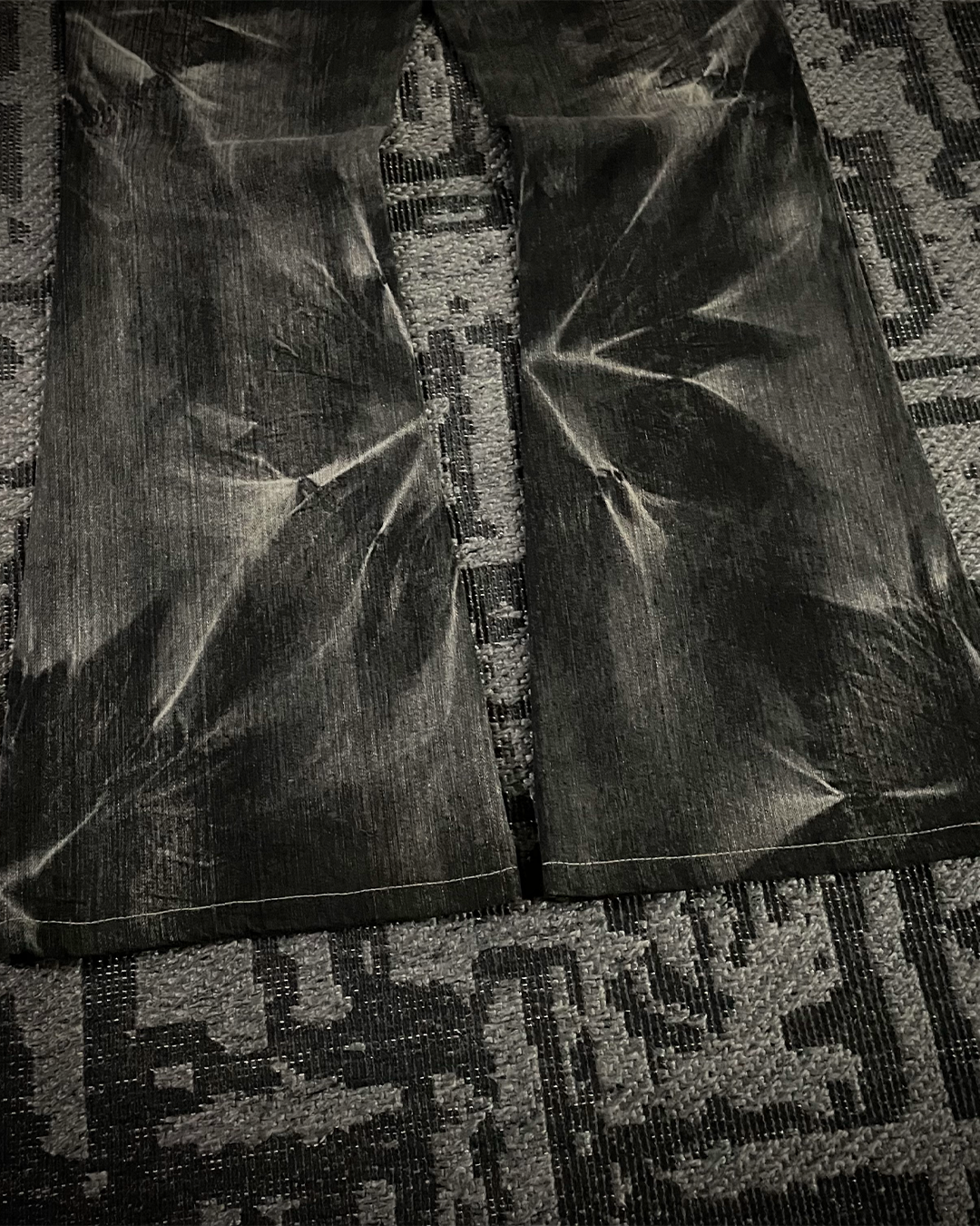 Tornado Mart Ice Shatter Wash Flared Jeans