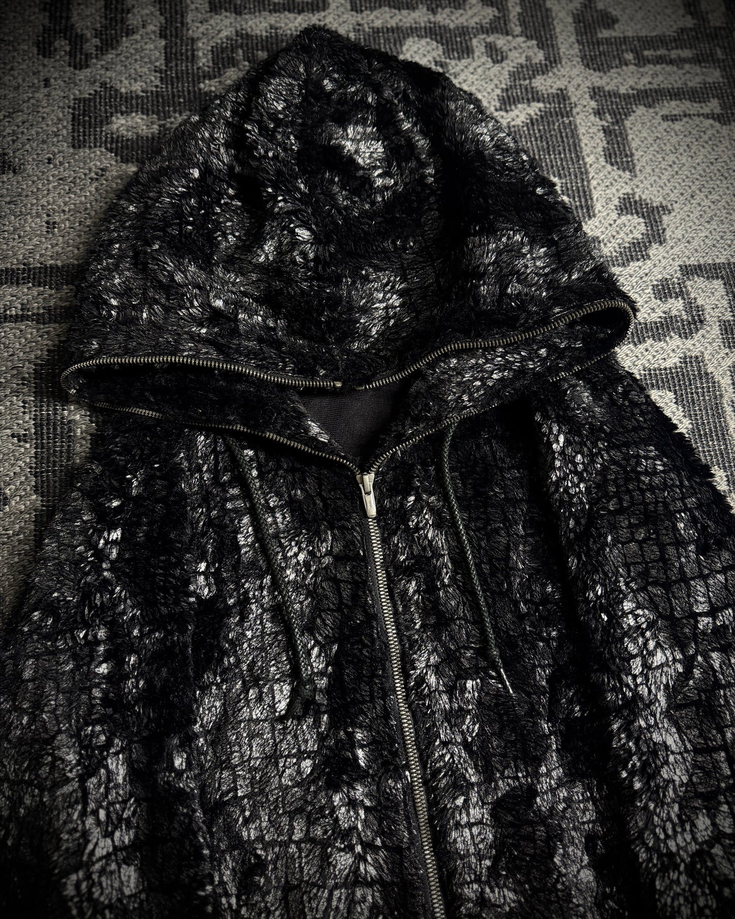 Tornado Mart Glossy Crocodile Hooded Zip Hoodie