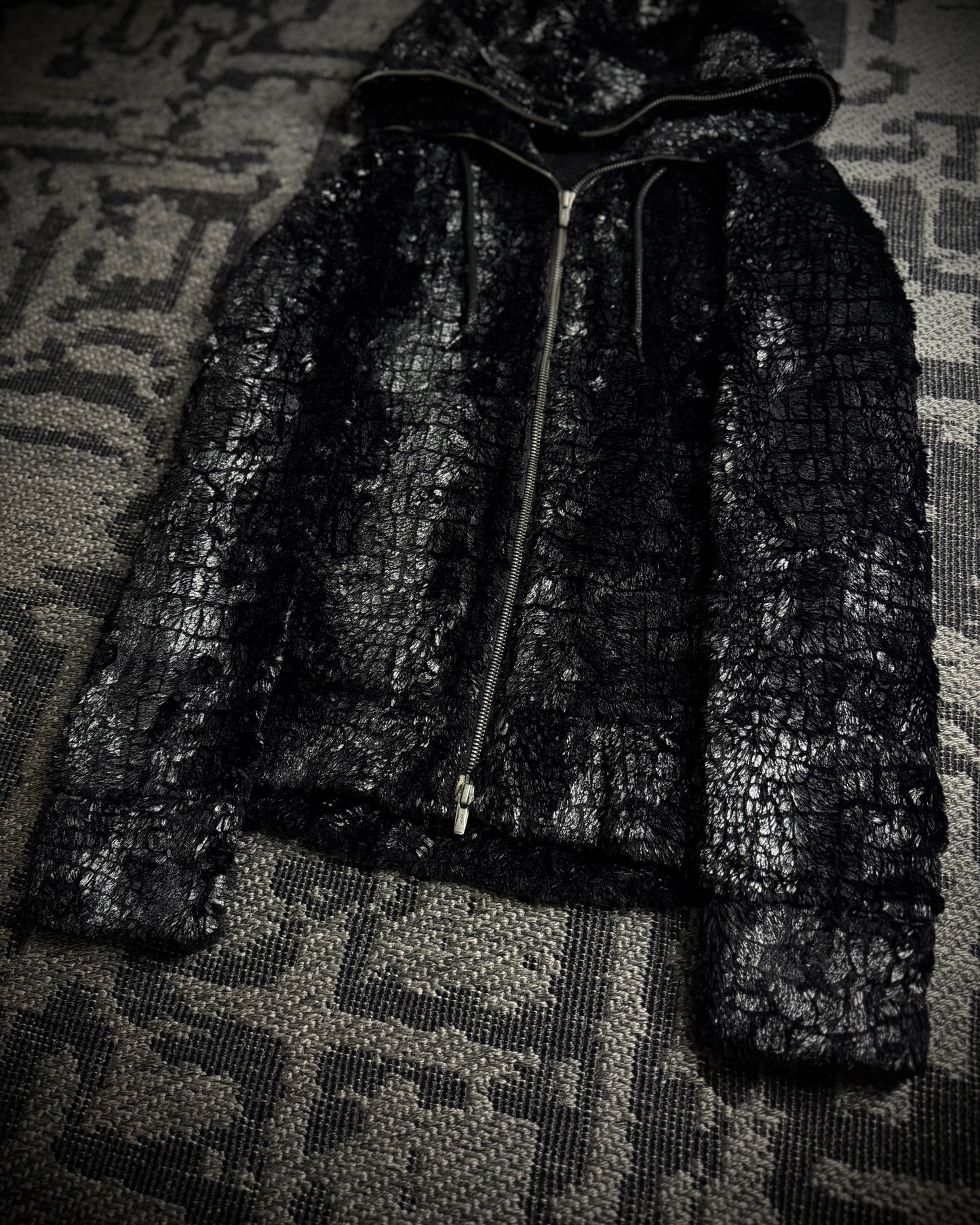 Tornado Mart Glossy Crocodile Hooded Zip Hoodie
