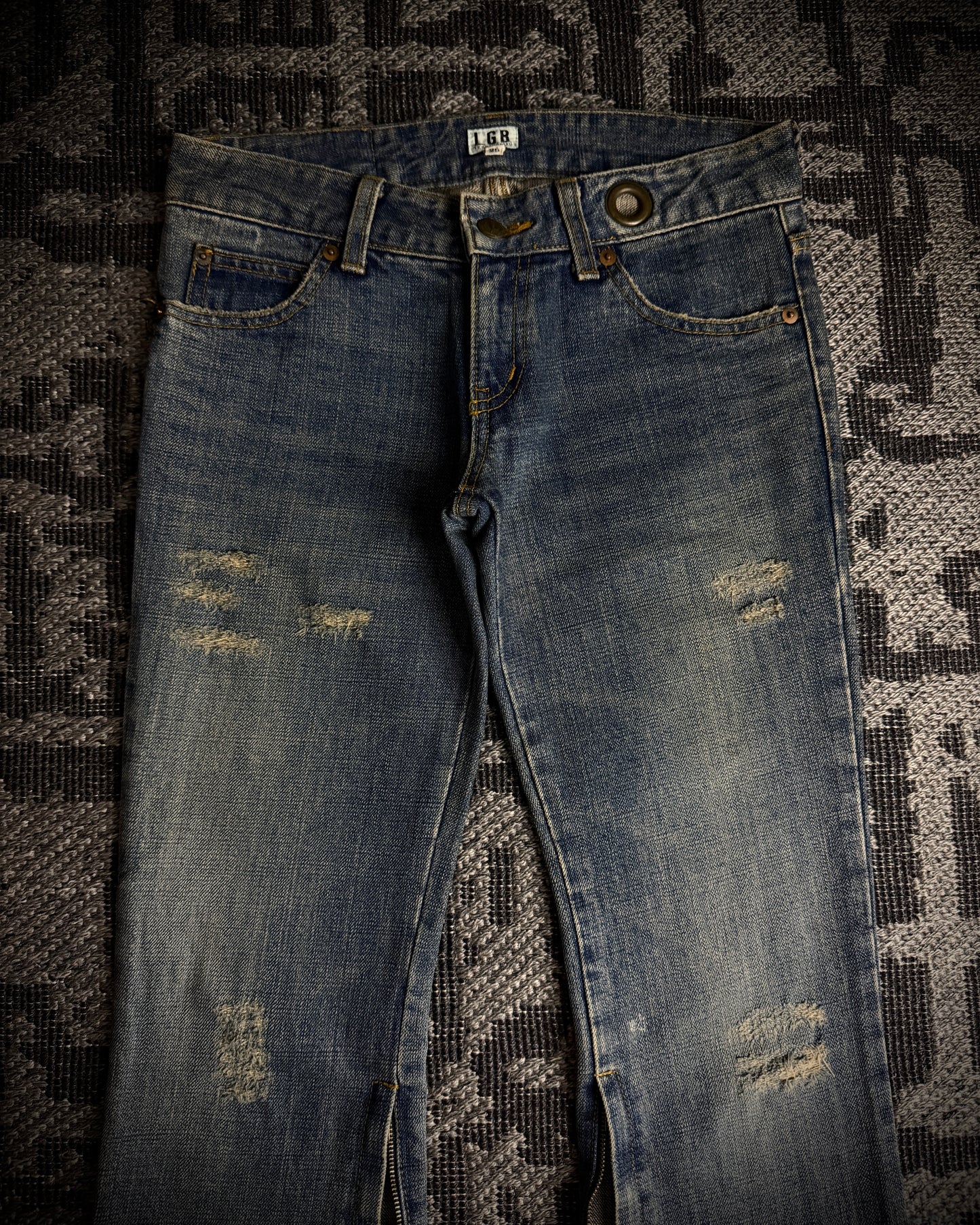 LGB NO.D/Chameleon Distressed Zip Denim
