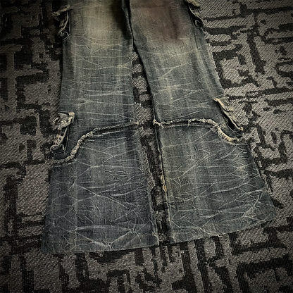 Lowbox Multi-pocket Distressed Flared Jeans