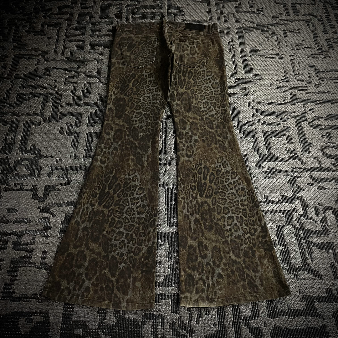 Tornado Mart Leopard Flared Pants