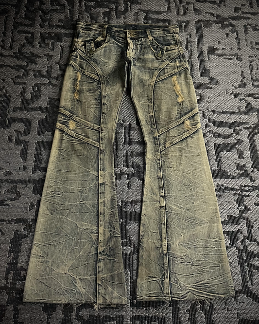 Tornado Mart Distressed Washed Flared Jeans