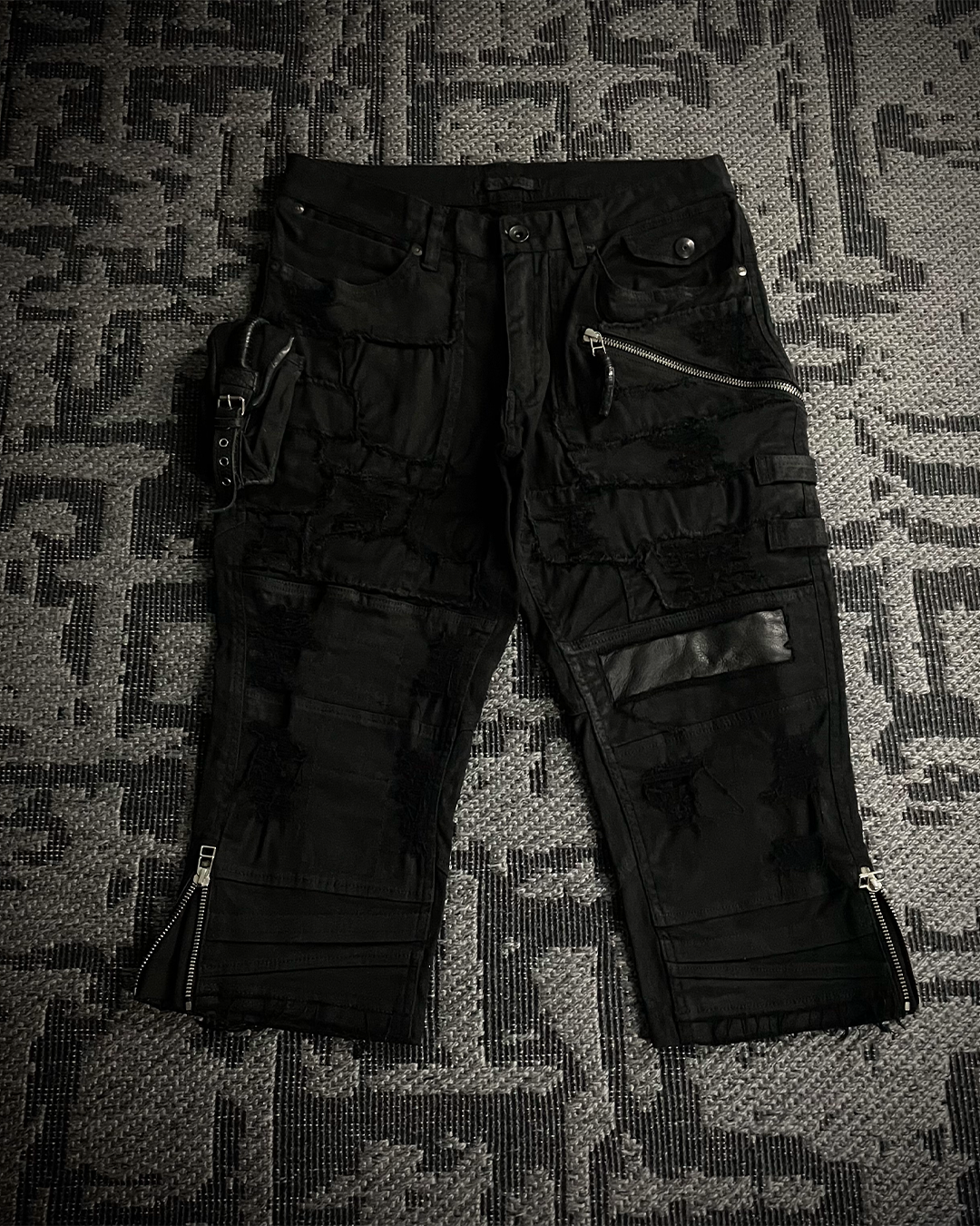 Kmrii Multi-Patch Distressed Short Pants