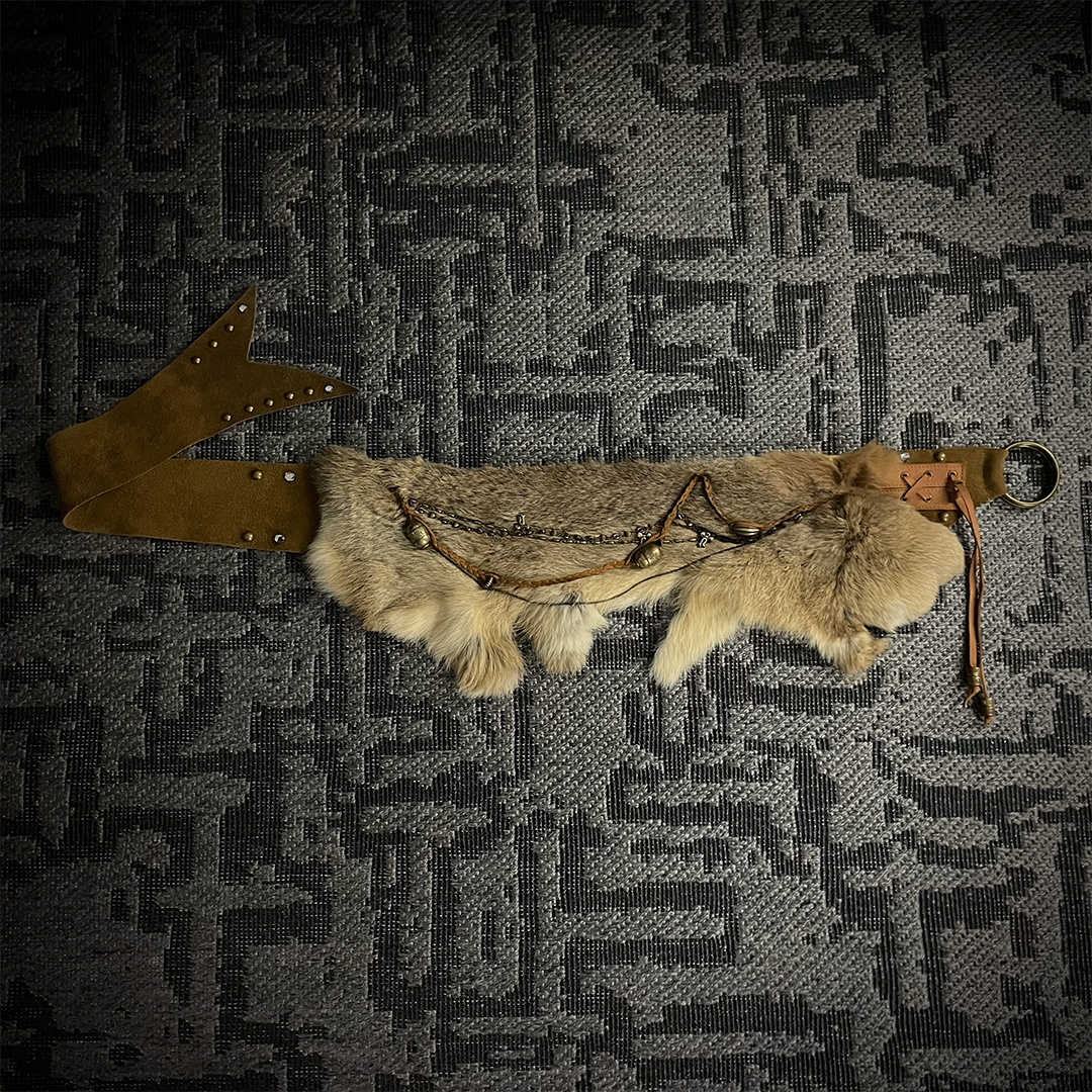 Unknow Chain Fur Belt