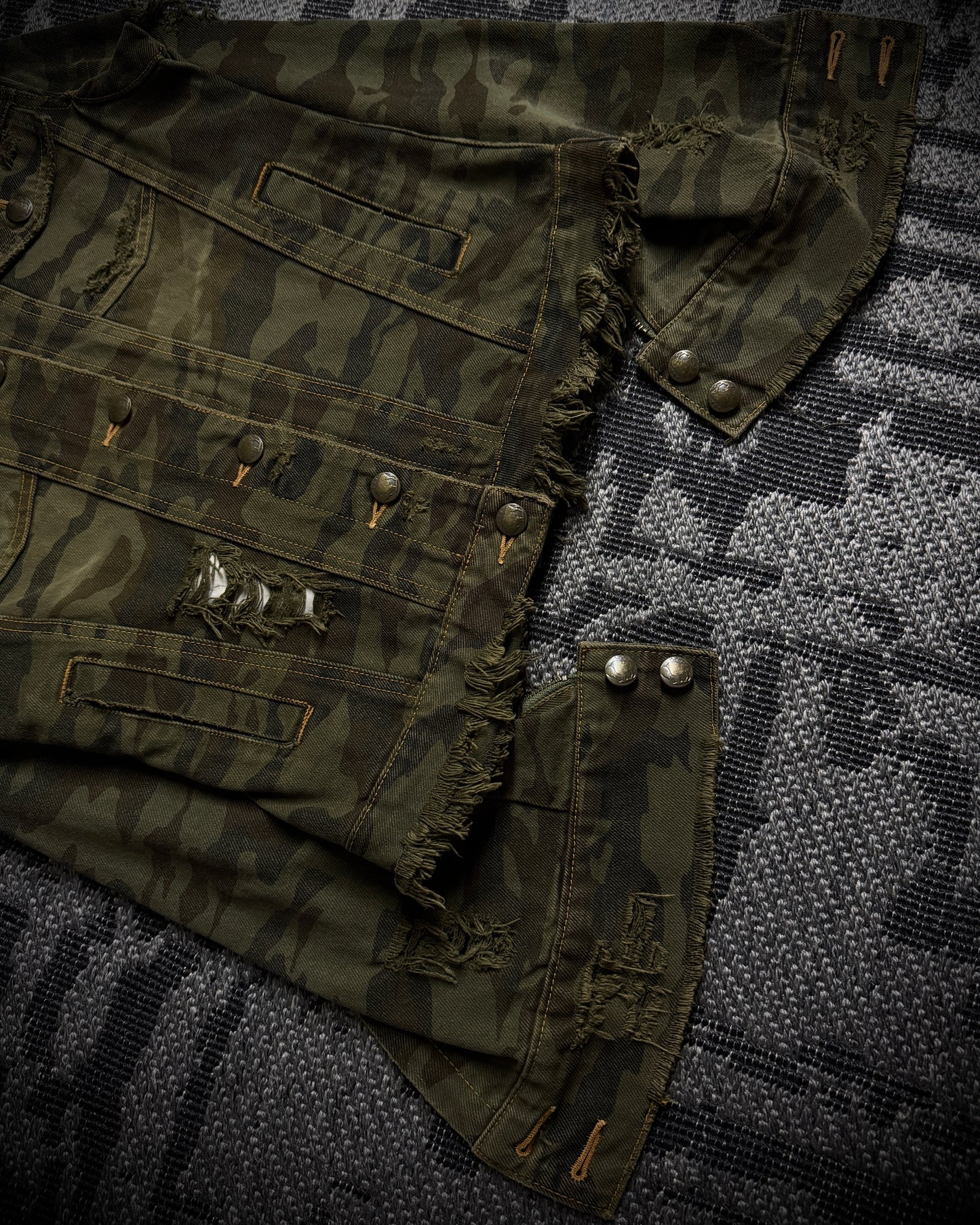 LGB Detachable Zip Collar Camo Jacket