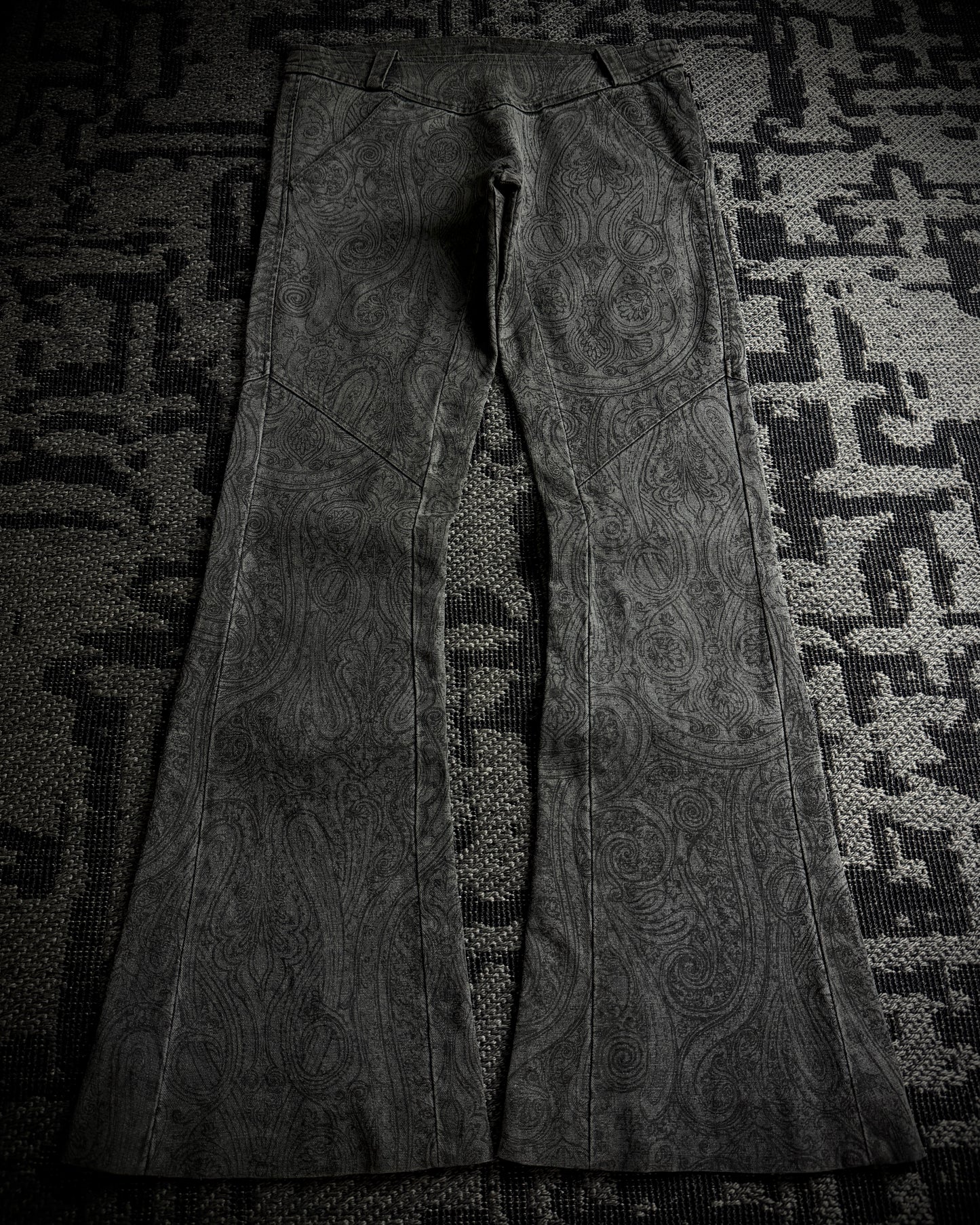 5351 Pour Les Hommes Ornamental Print Flared Pants