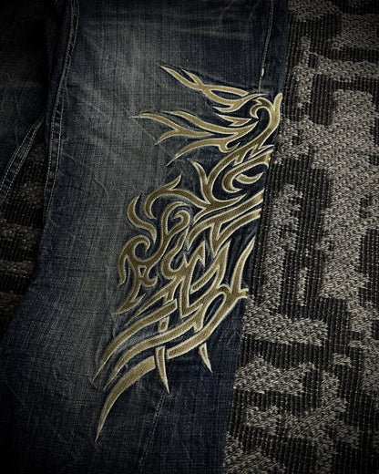 Tornado Mart Tribal Embroidery Spiral Flared Jeans