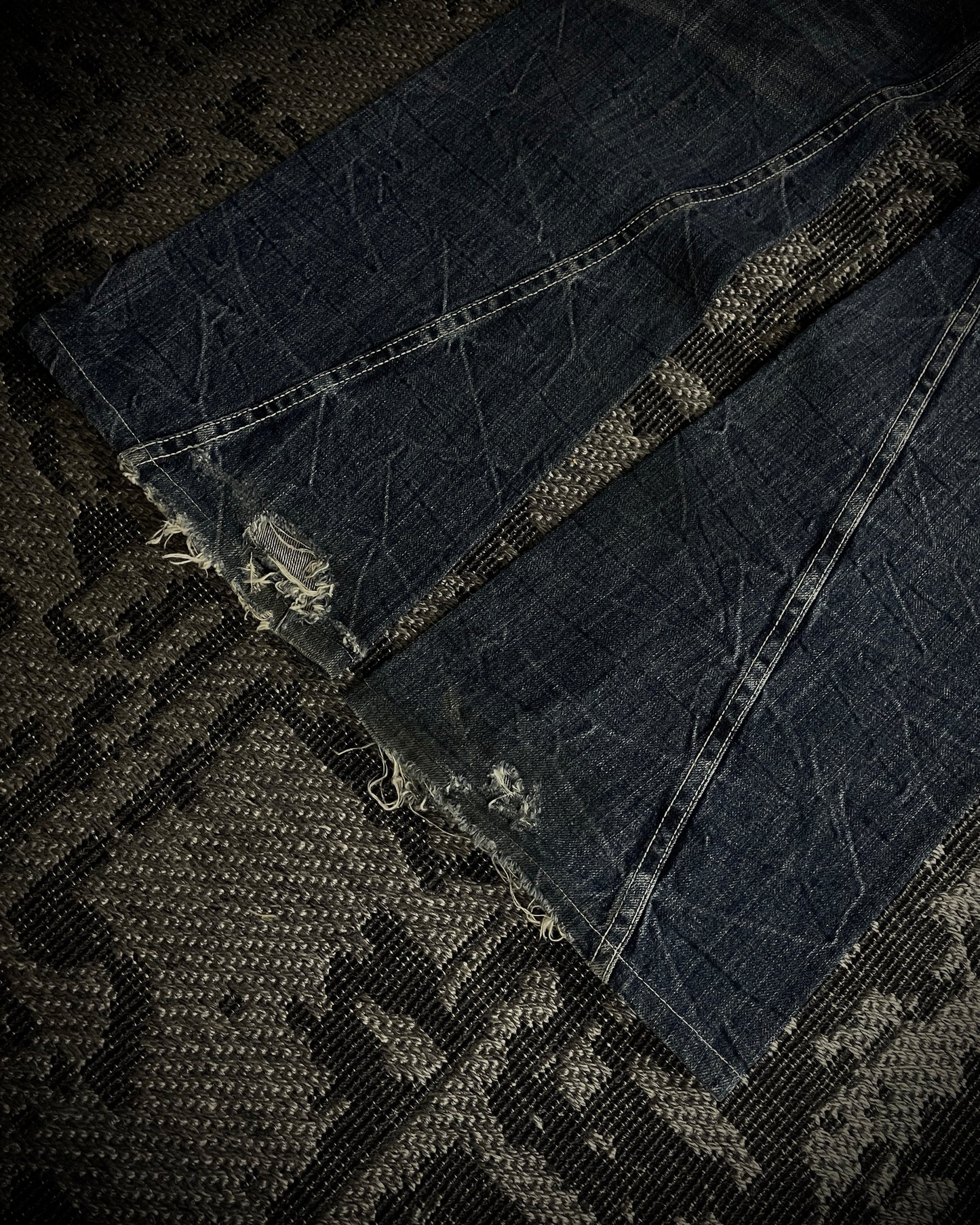 Tornado Mart Tribal Embroidery Spiral Flared Jeans
