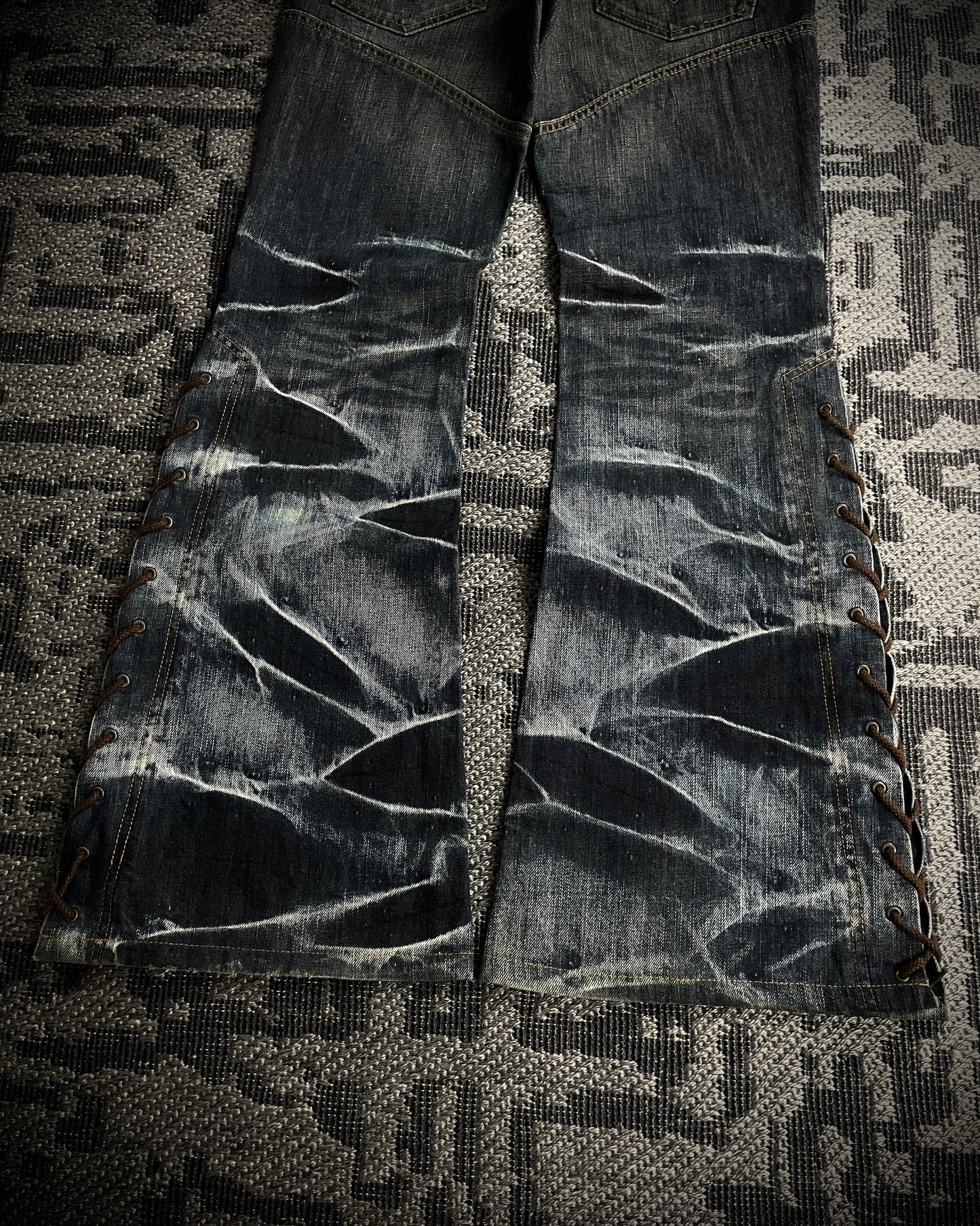 Tornado Mart Crackle Wash Lace-Up Flared Denim