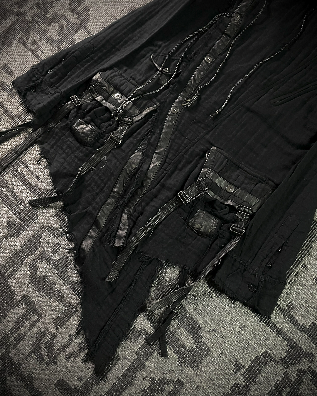 Rings Asymmetric Damage Hoodie