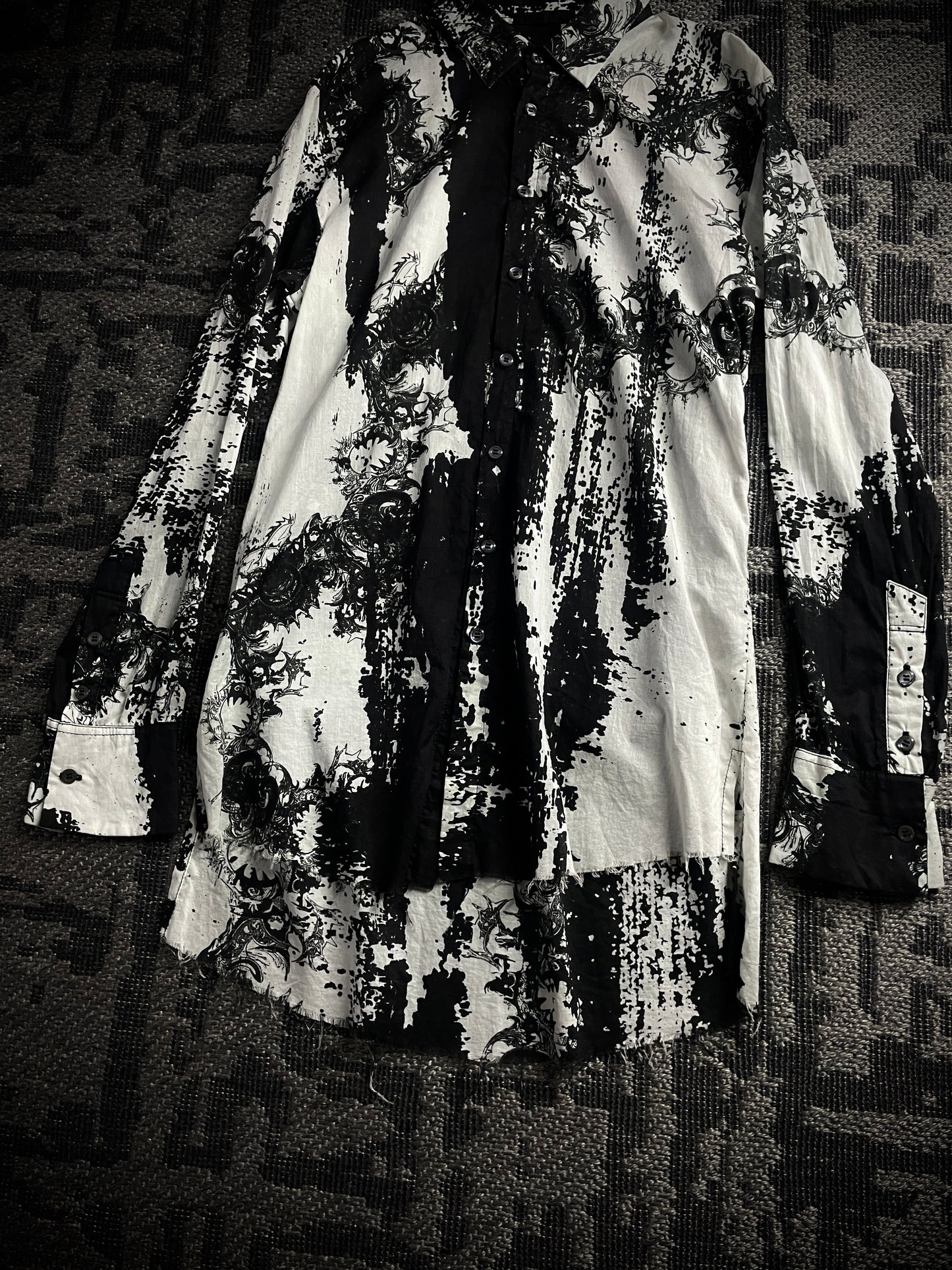 KMRii Magnolia Sputnik Long Shirt