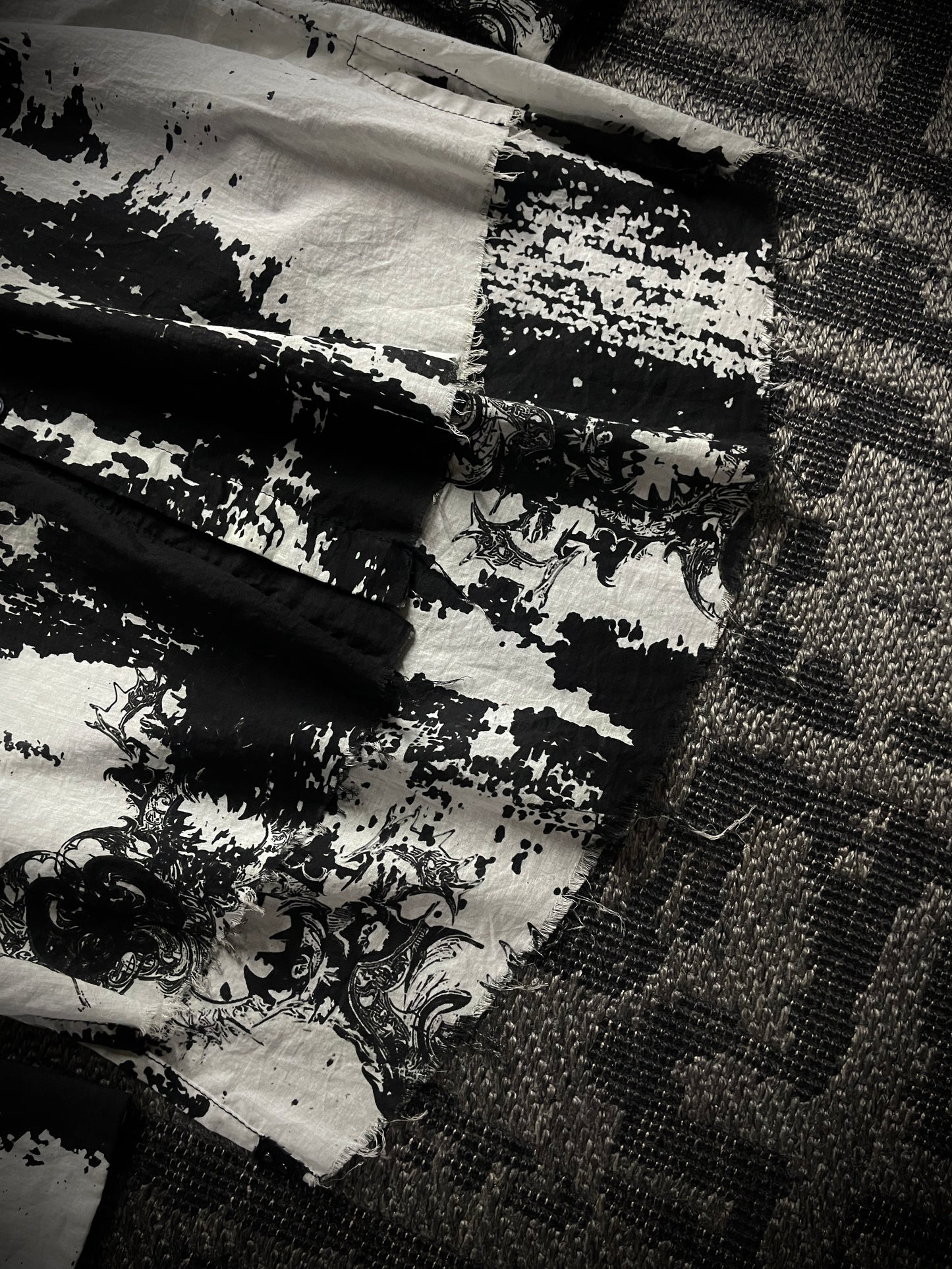 KMRii Magnolia Sputnik Long Shirt
