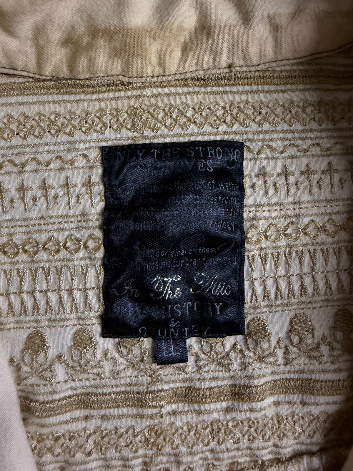 In the Attic Skull Cross Embroidered 3/4 Sleeve Shirt