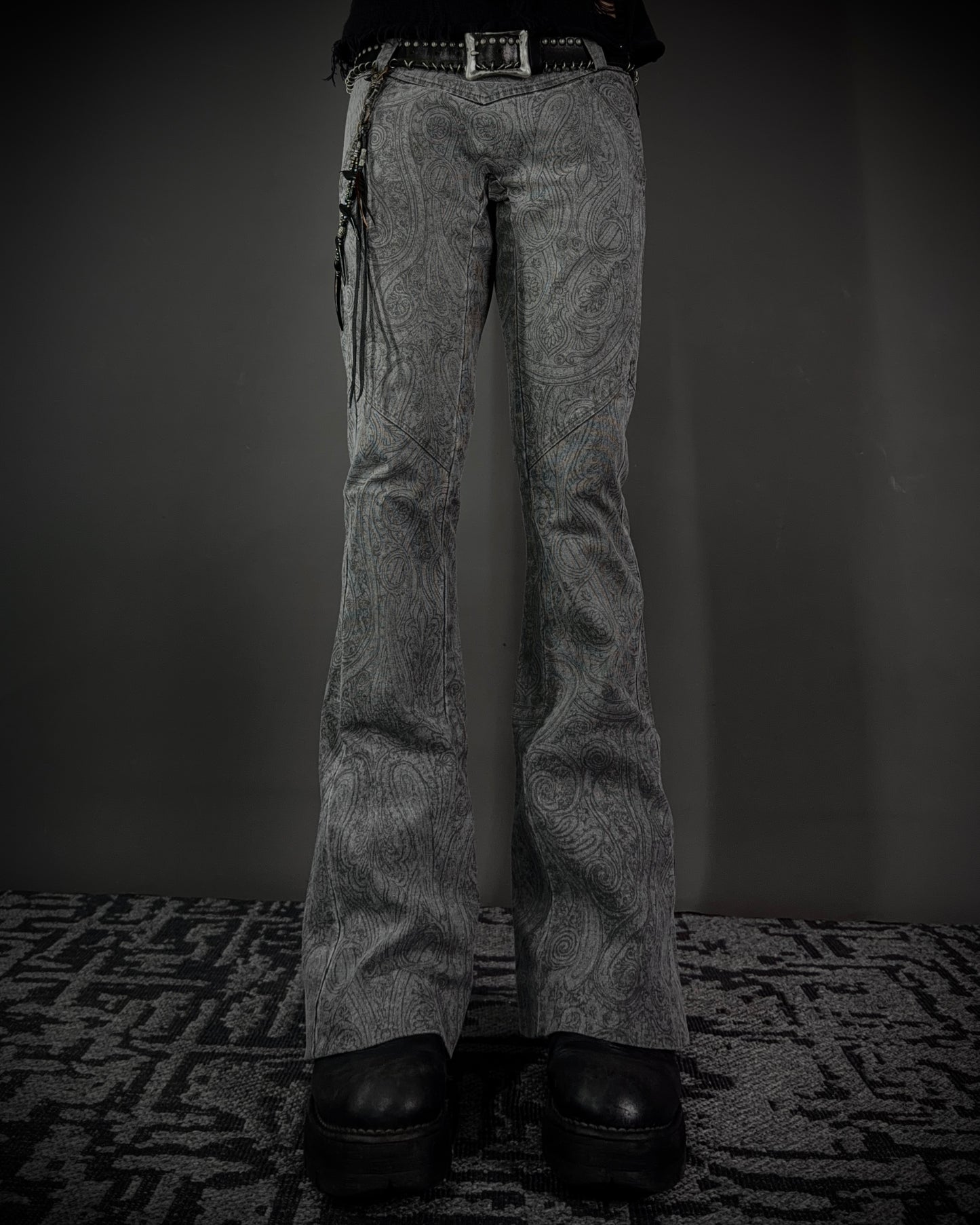 5351 Pour Les Hommes Ornamental Print Flared Pants