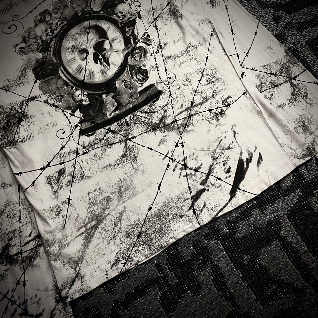 Daily News Skull Barbed Wire Full Print Long Sleeve T-shirt