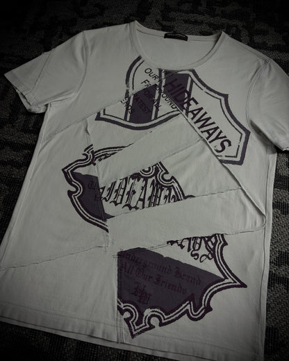 HIDEAWAYS Panelled Graphic T-Shirt