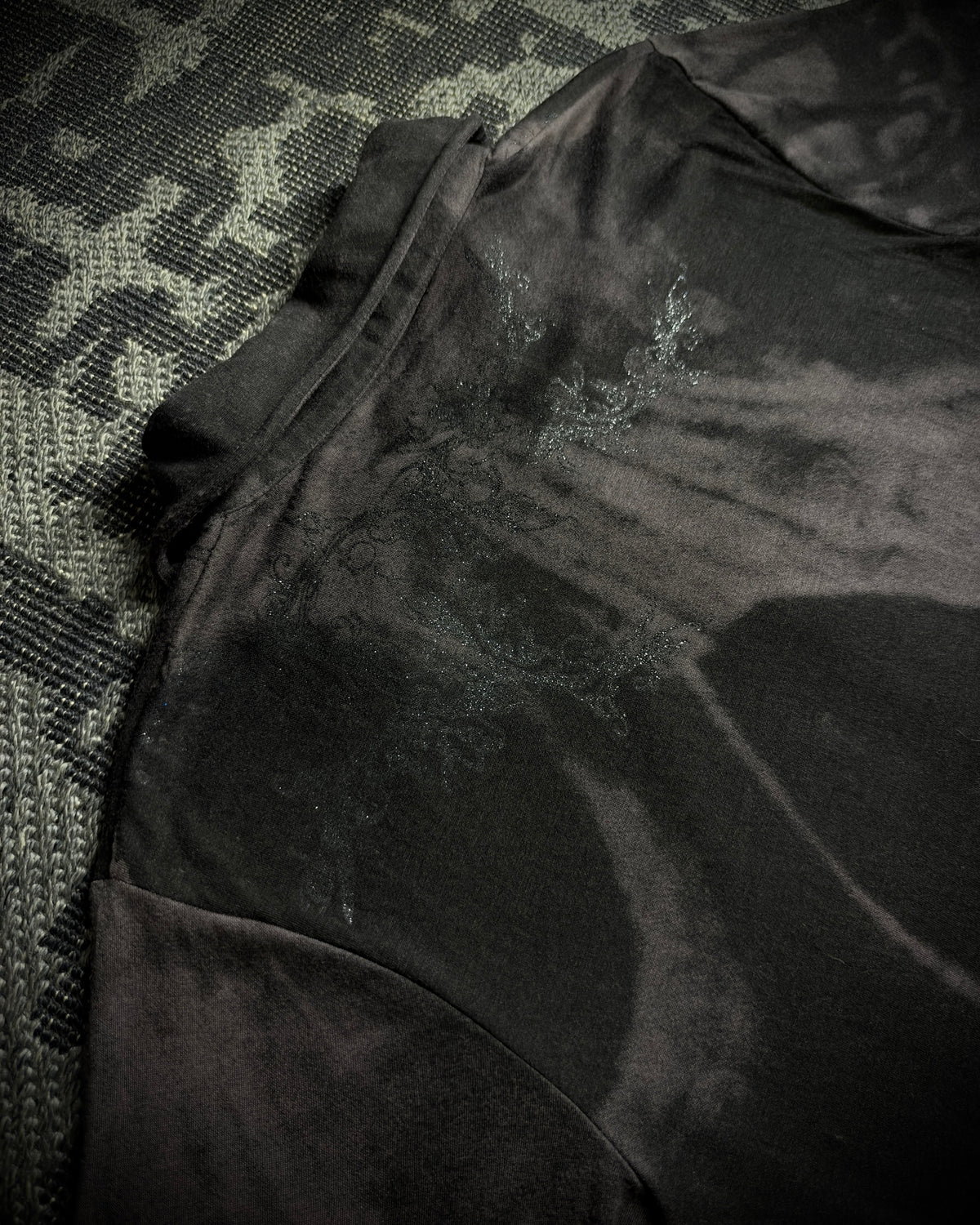 Midas Skull Glitter Layered Shirt