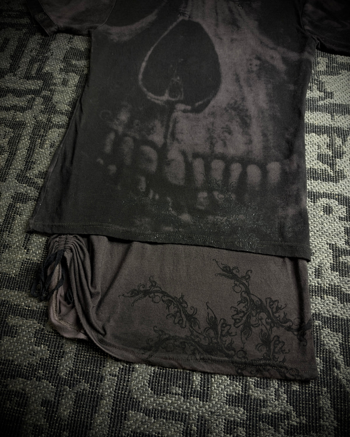 Midas Skull Glitter Layered Shirt