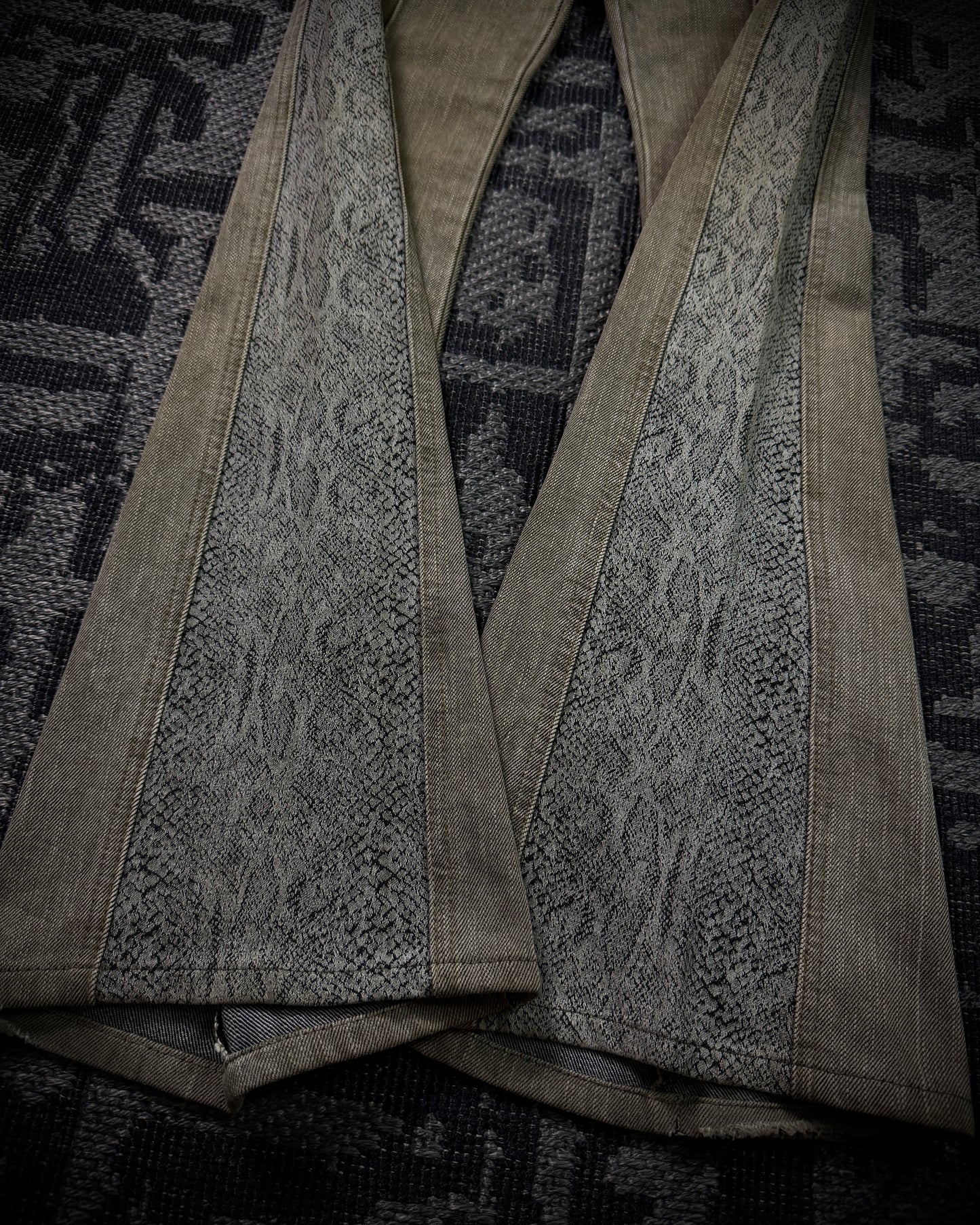 Morgan Homme Python Panel Flared Jeans