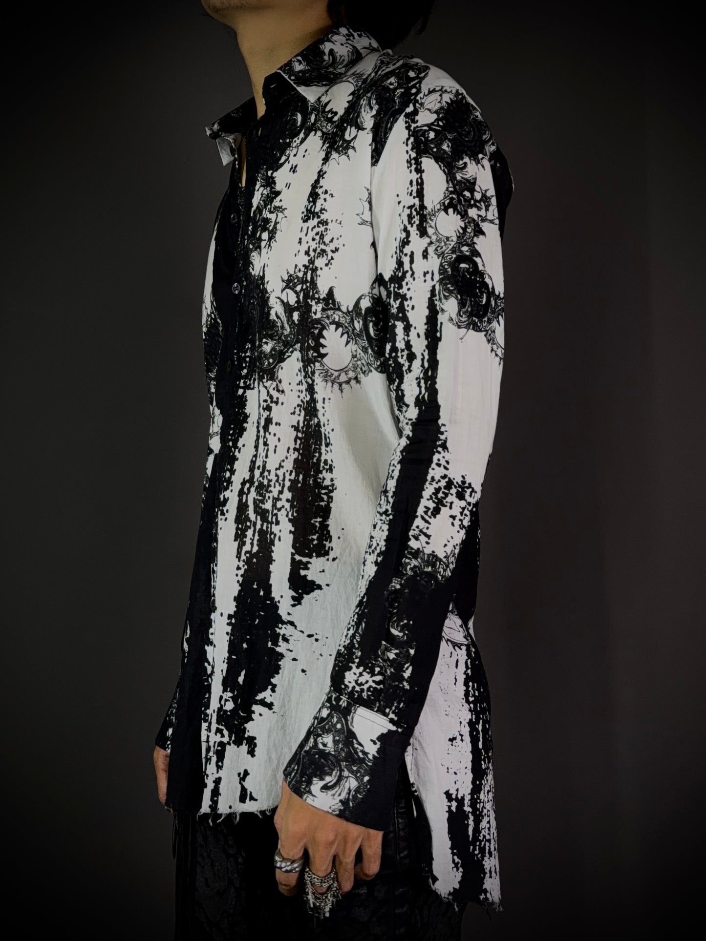 KMRii Magnolia Sputnik Long Shirt