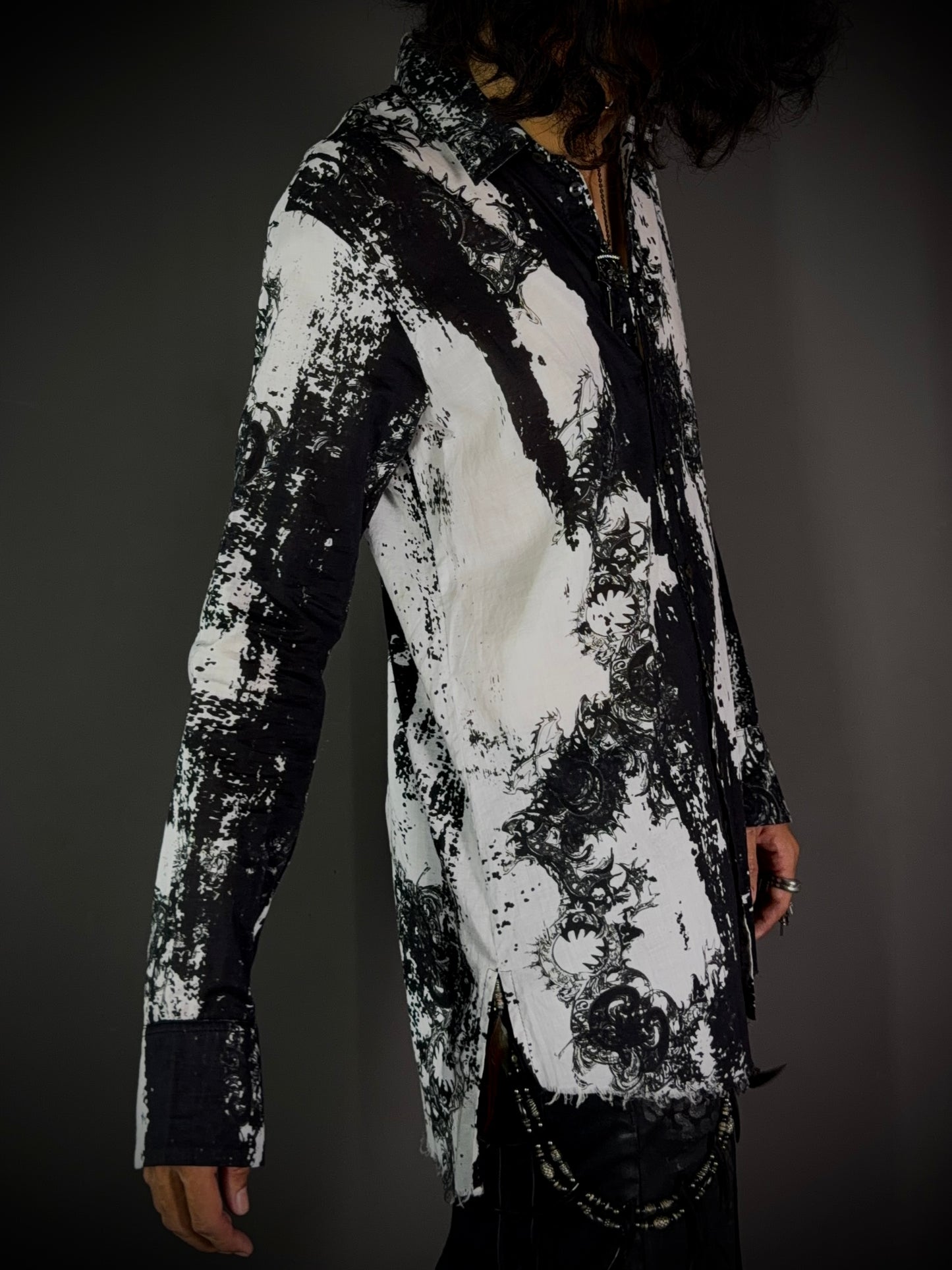 KMRii Magnolia Sputnik Long Shirt