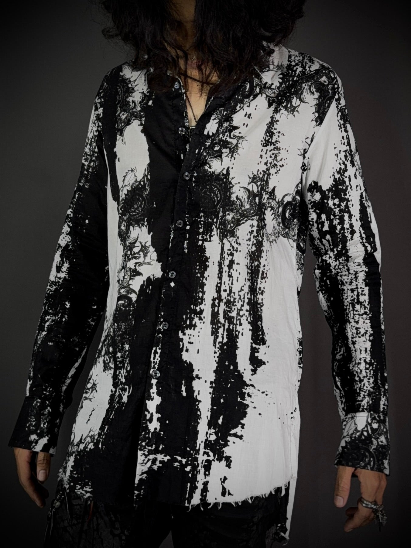 KMRii Magnolia Sputnik Long Shirt