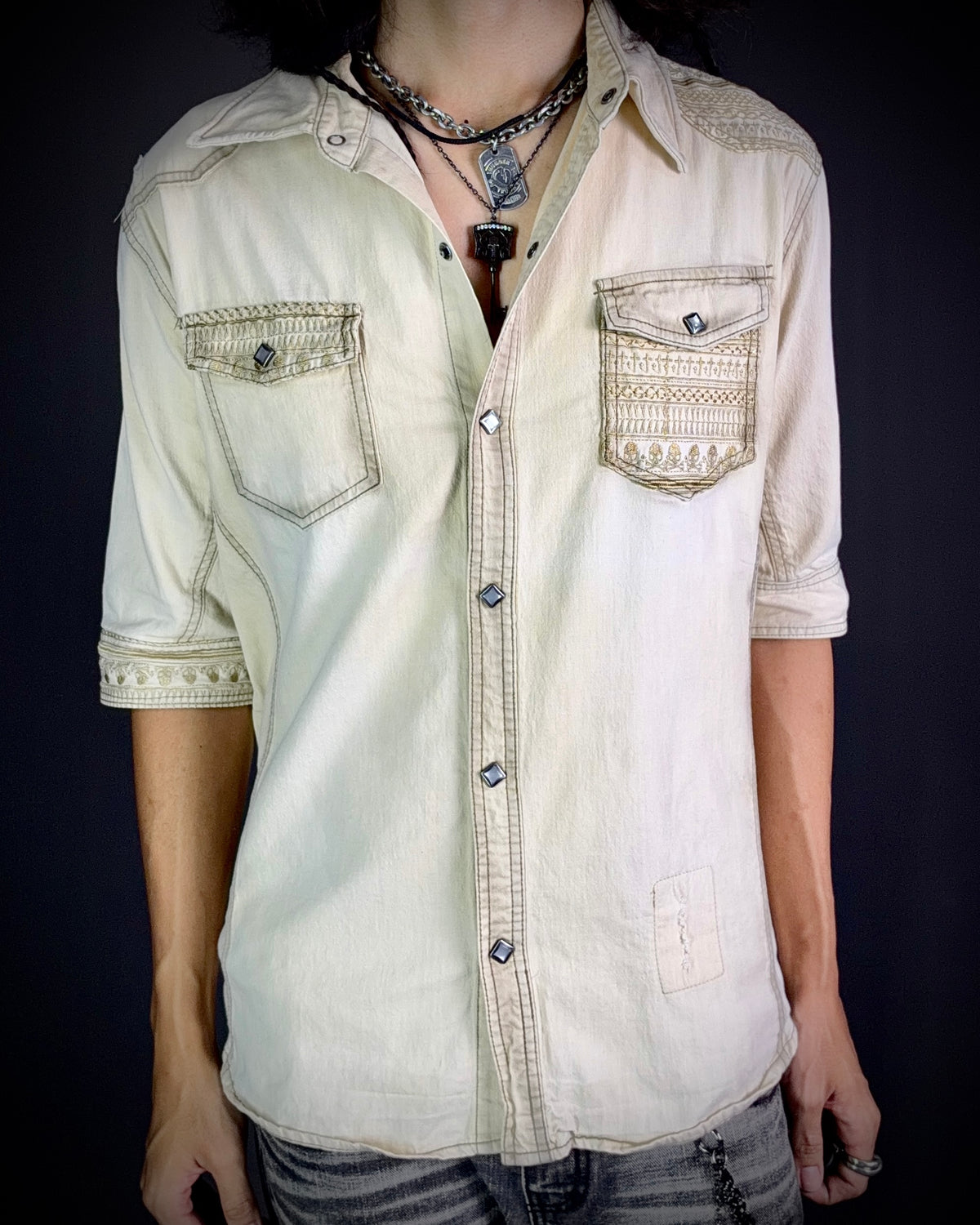 In the Attic Skull Cross Embroidered 3/4 Sleeve Shirt