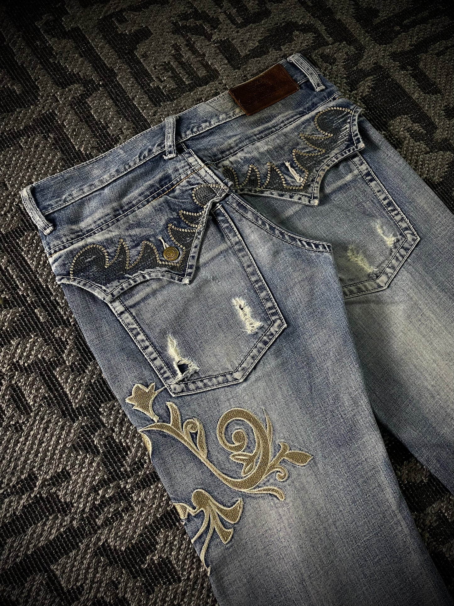 Tornado Mart Tribal Flared Jeans (S)