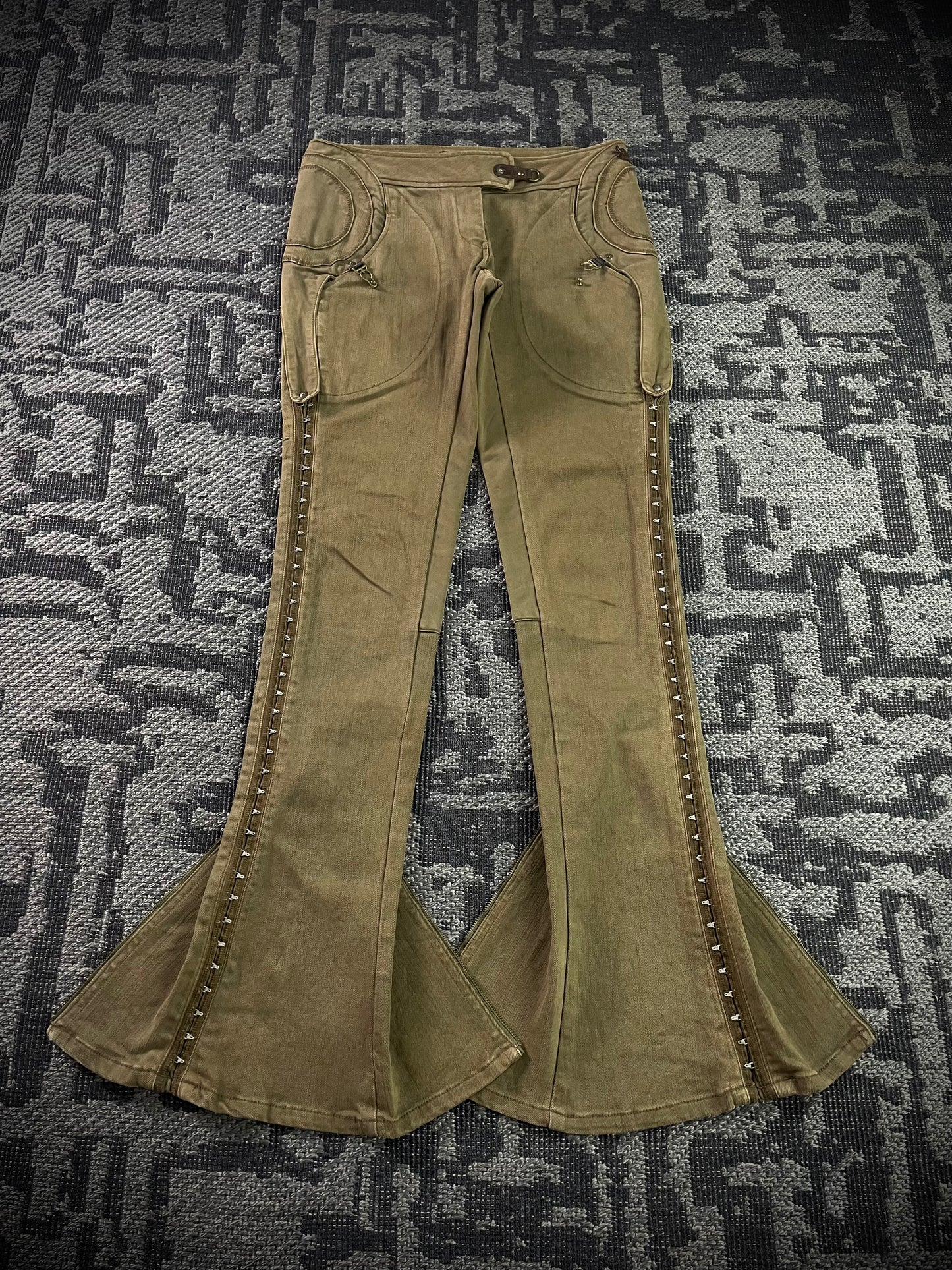 Share Spirit Geometry Hooks Flared Pants