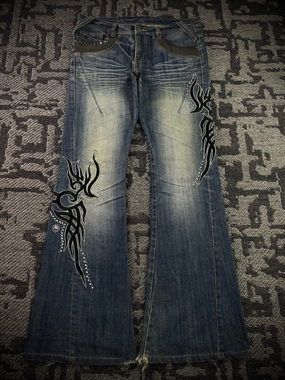 Tornado Mart Tribal Embroidery Flared Jeans