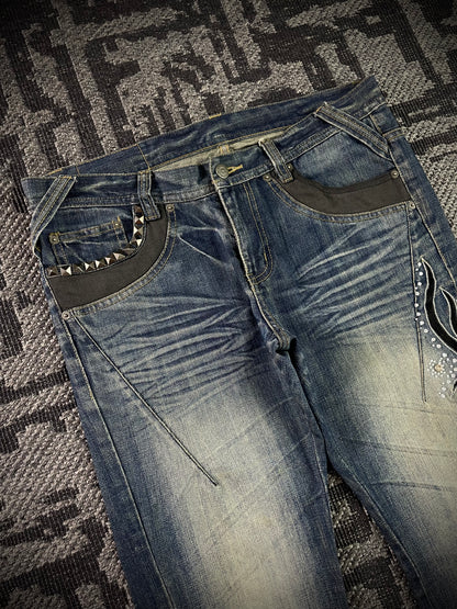 Tornado Mart Tribal Embroidery Flared Jeans