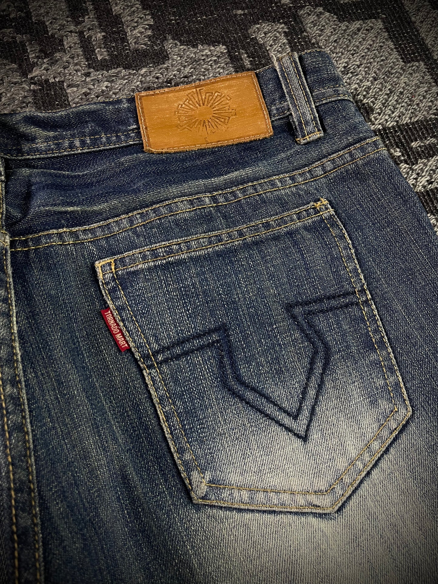 Tornado Mart Tribal Embroidery Flared Jeans