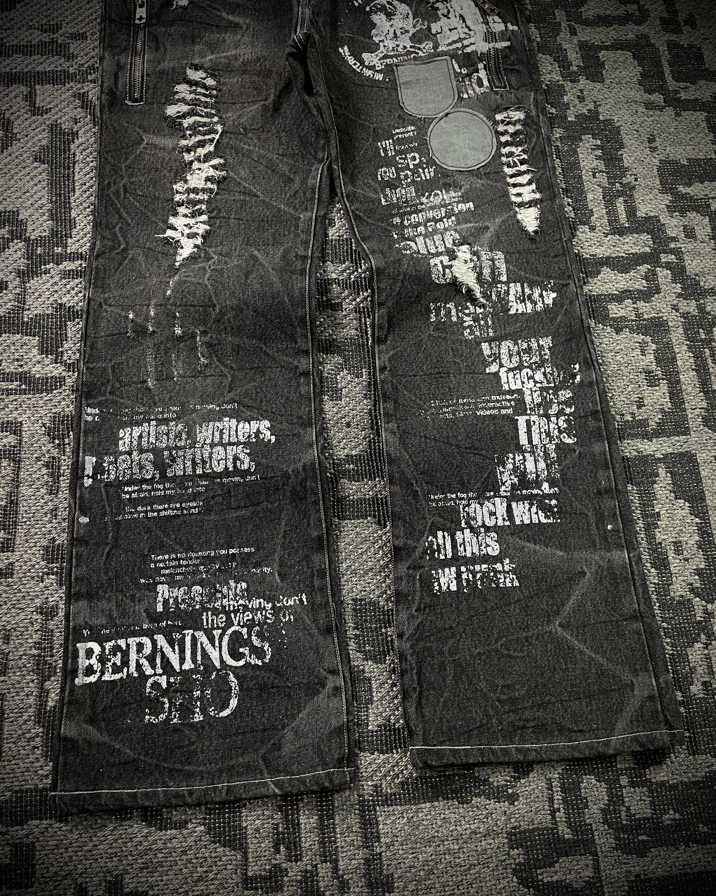 Bernings Sho Silver Stitch Multi-zip Distressed Poem Bootcut Jeans