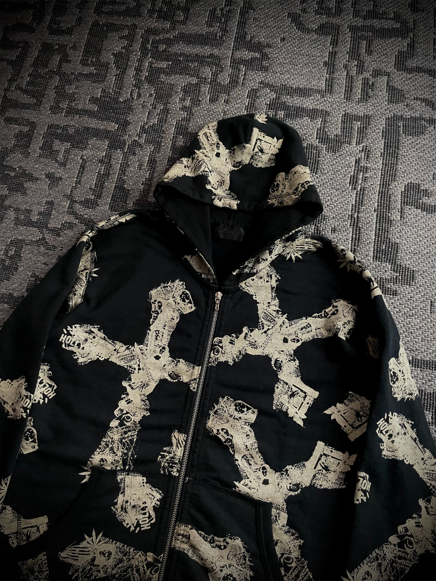 Coal Black Japanese Abstract Cross RIRI Zipper Hoodie