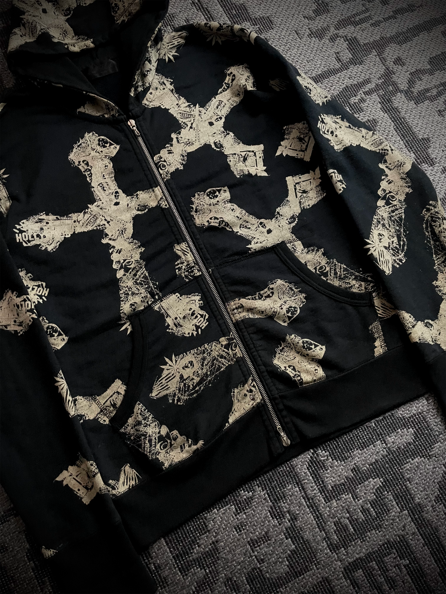 Coal Black Japanese Abstract Cross RIRI Zipper Hoodie
