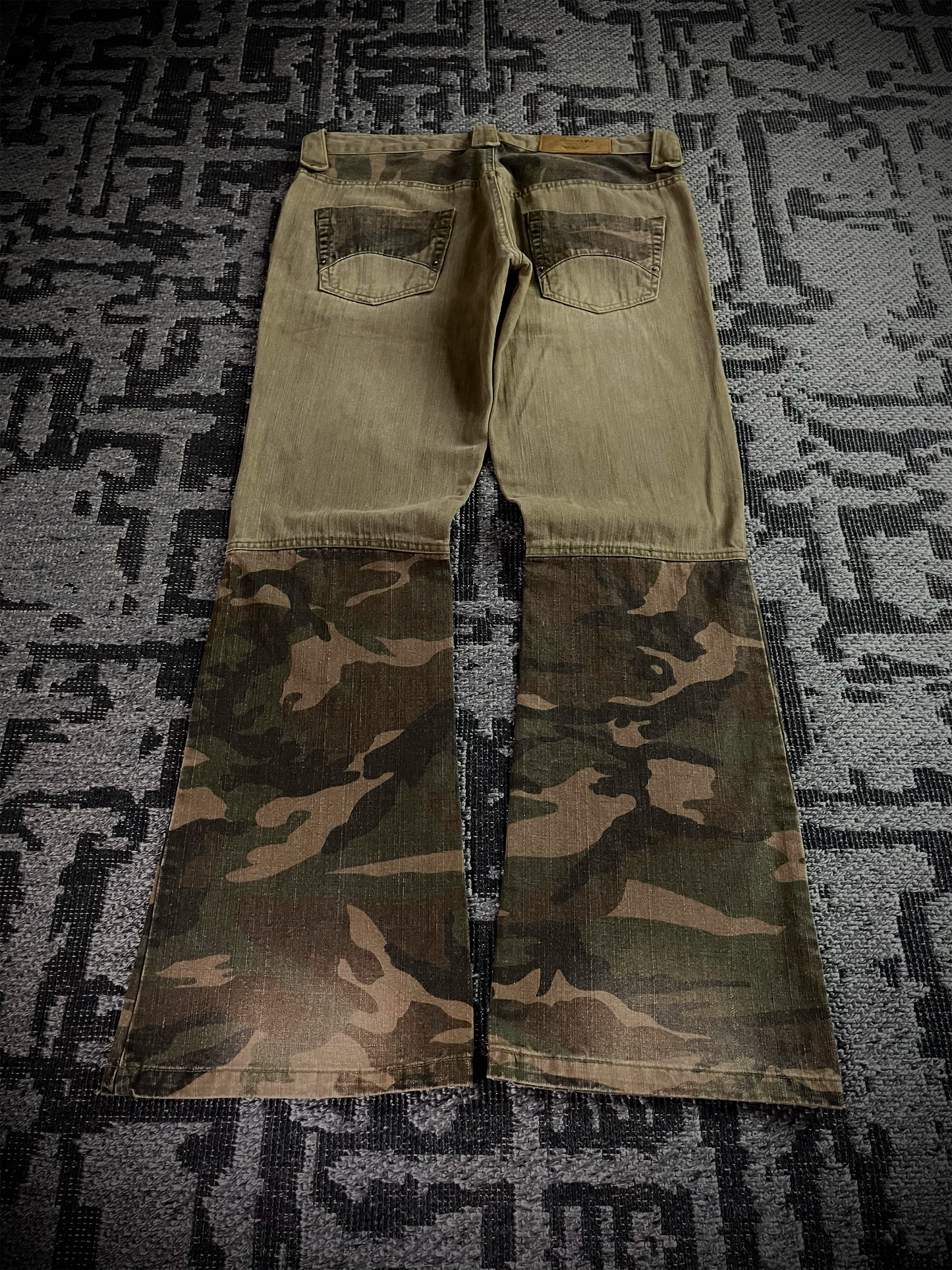 Breath Mint Camo Bootcut Flared Pants